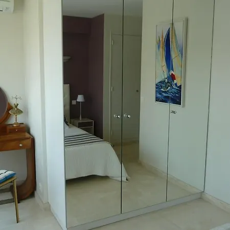 Domaine Croix Des Gardes Apartman *